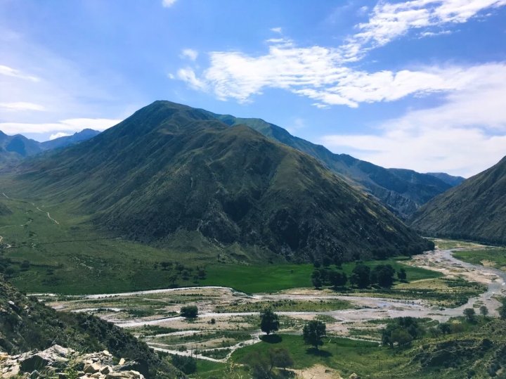 新疆和静县克尔古提峡谷路线5